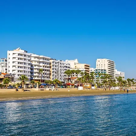 Apartment Promenade Breeze Larnaca
